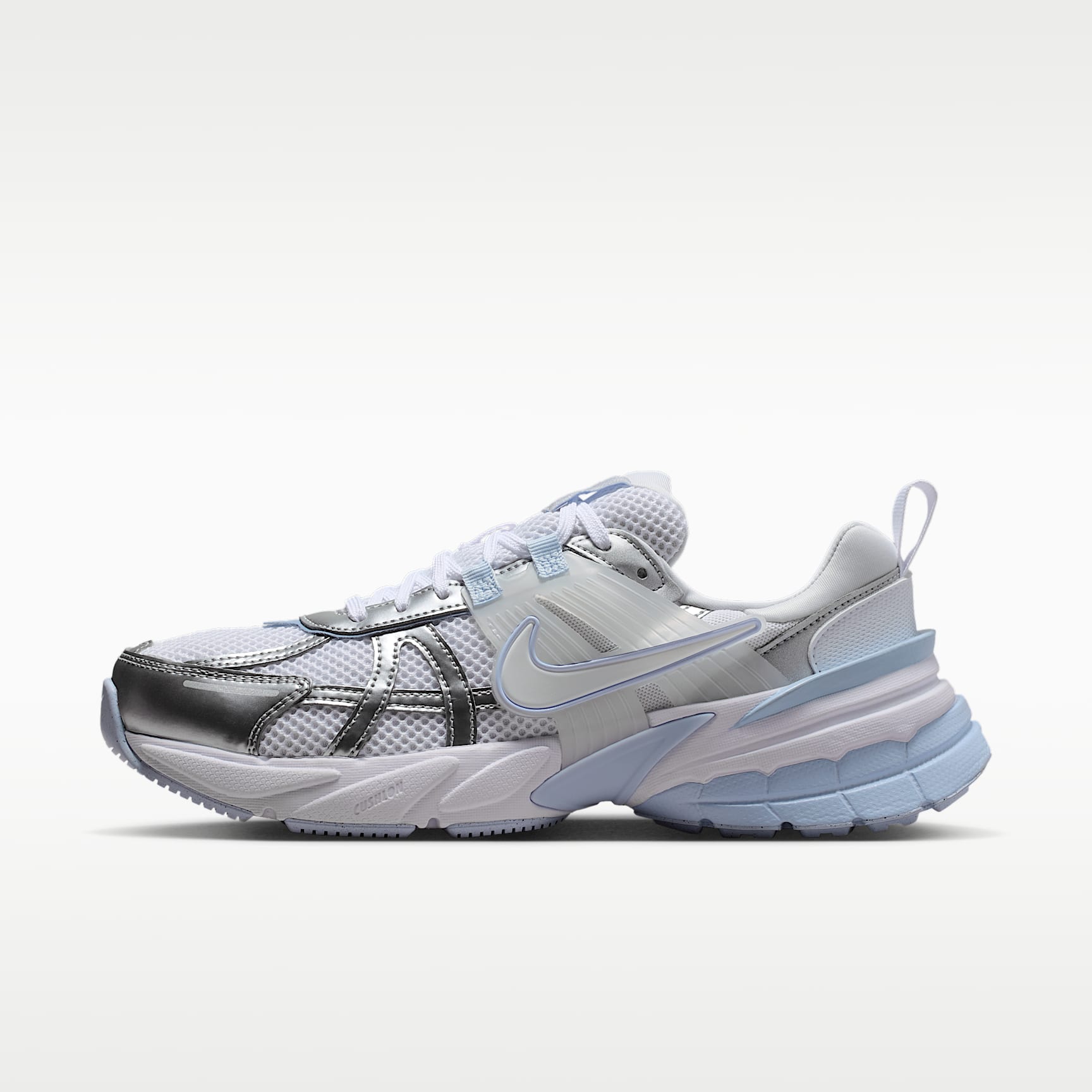 NIKE V2K RUN llic Silver スニーカー Nike V2K Run Women's Shoes with Reflective Accents. Nike.com